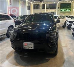 جیپ گراند شیرۆکی